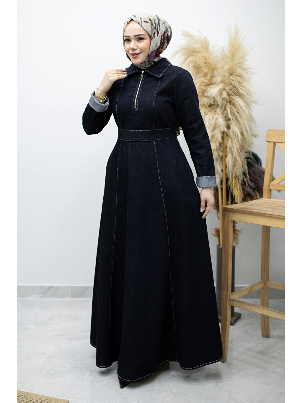 Yarım Fermuarlı Kuşaklı Jean Elbise TSD260172 Koyu Mavi