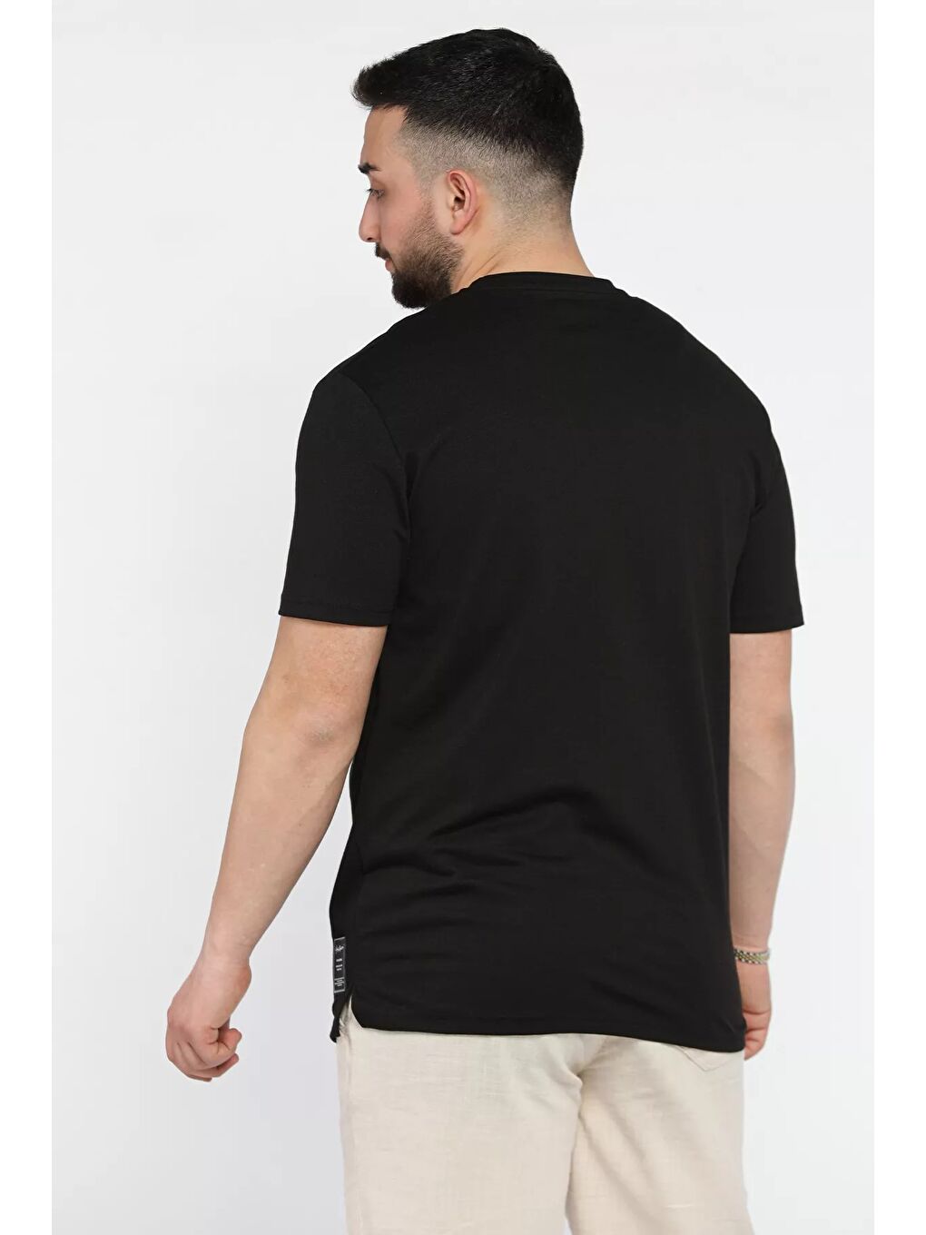 Siyah Bisiklet Yaka Basic Erkek Tişört-2