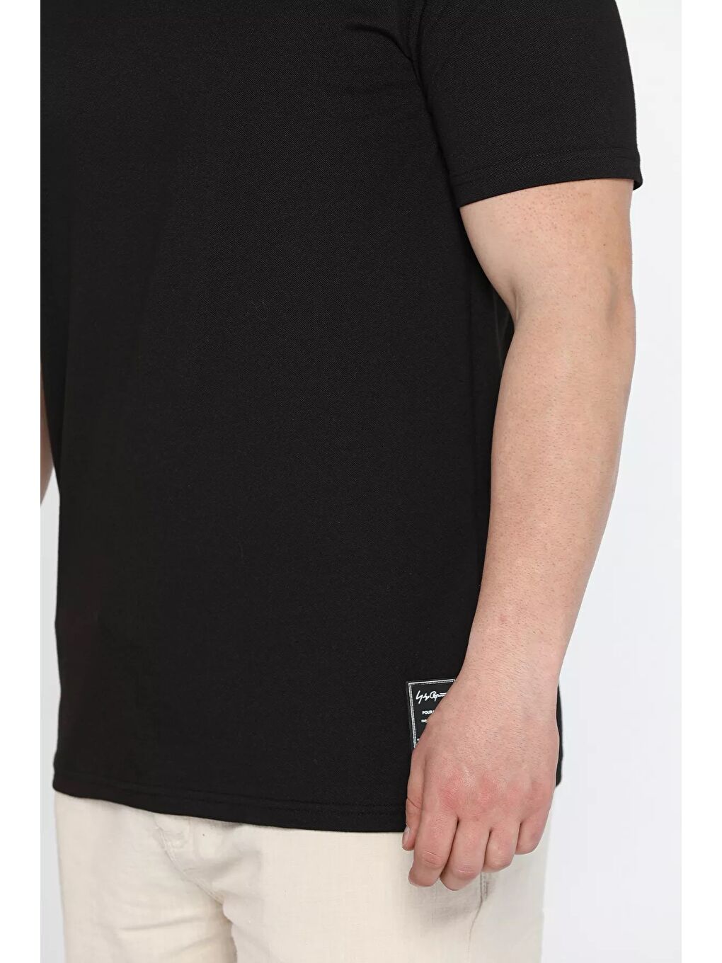 Siyah Bisiklet Yaka Basic Erkek Tişört-3