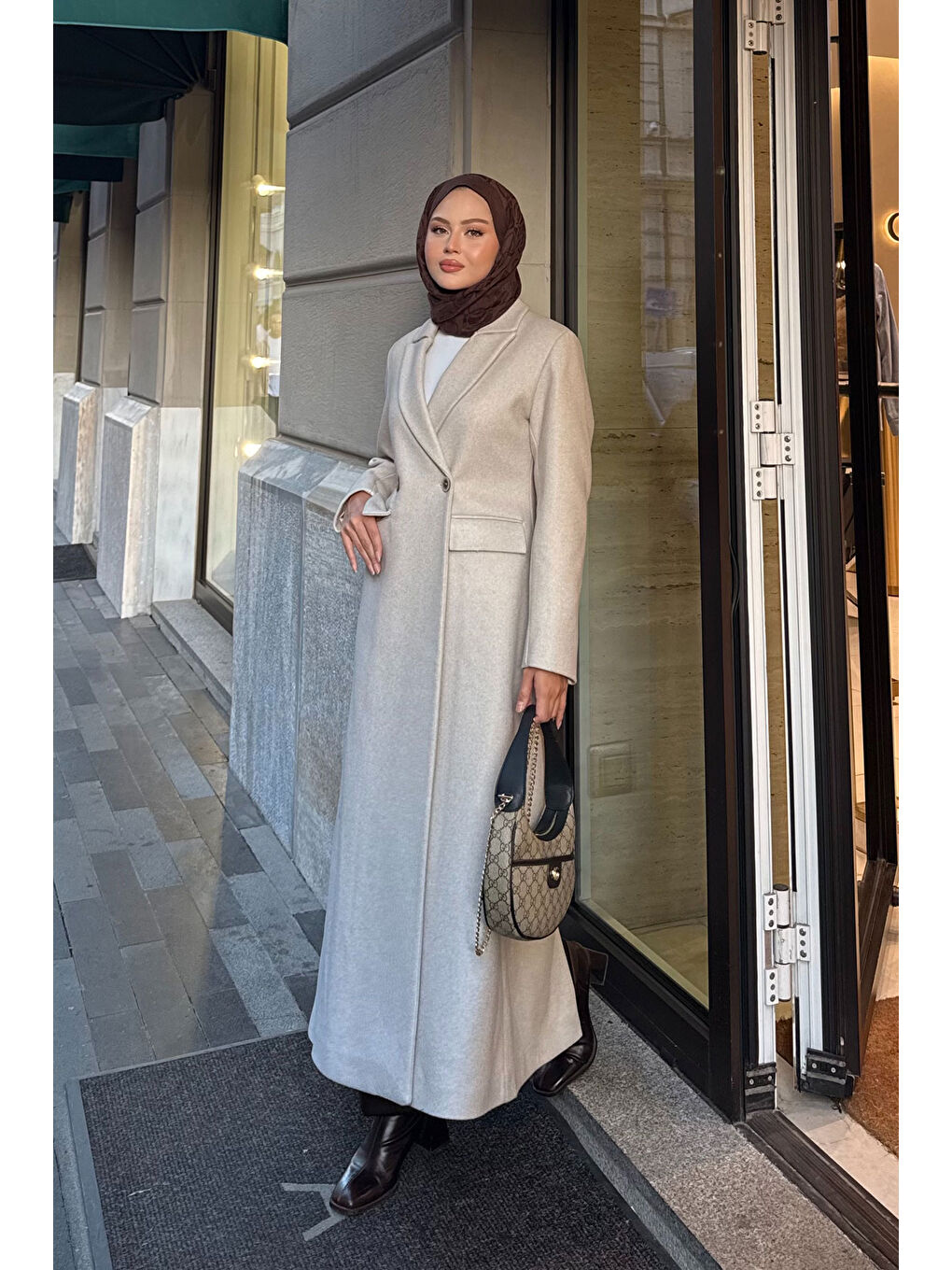 Ekru Kadın Arka Düğme Detaylı Kaşe Kaban Krem-4