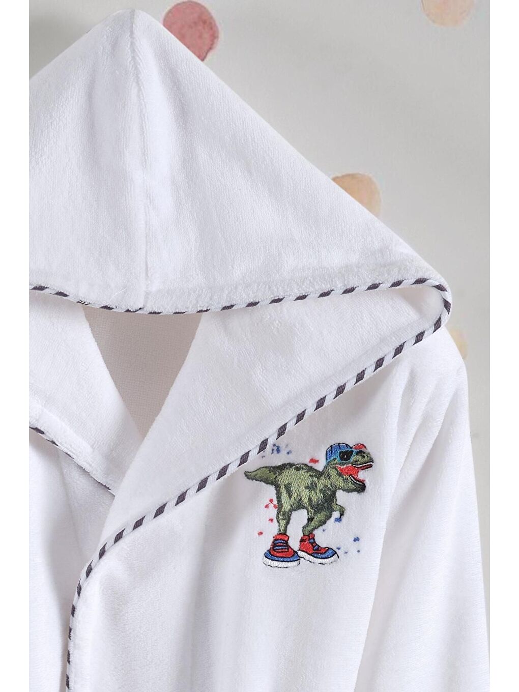Beyaz Bambu Nakışlı Garson Boy Bornoz - Dino BEYAZ/13-14YAS-1