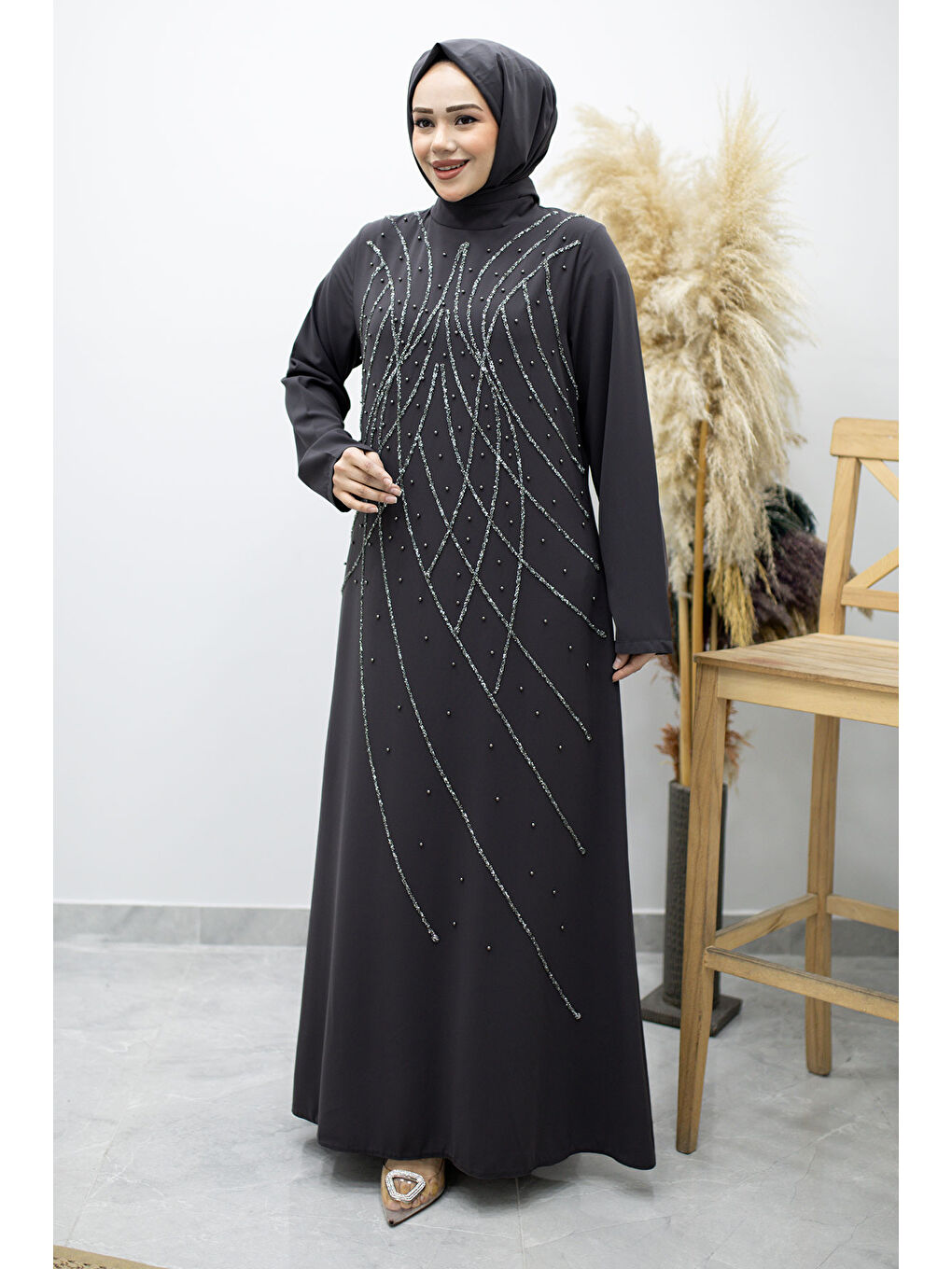 Gri Hakim Yaka Taşlı Elbise TSD260170 Füme-2