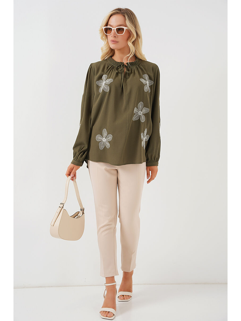 Kadın Uzun Kol Nakışlı Örme Bluz 951 - Haki-1