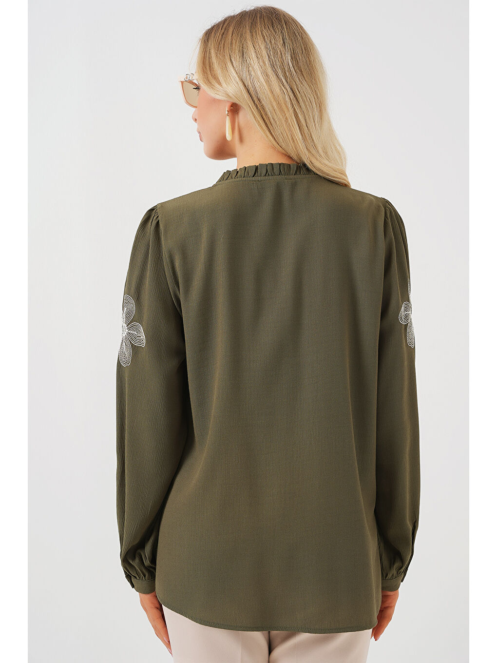 Kadın Uzun Kol Nakışlı Örme Bluz 951 - Haki-4