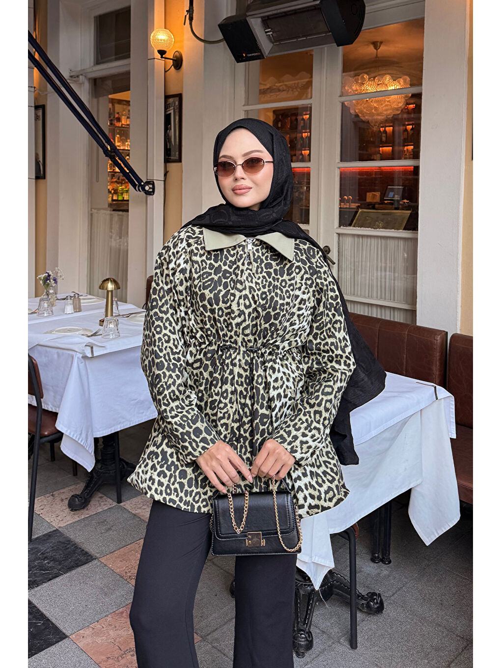 Kadın Leopar Desenli Fermuarlı Trenç Yeşil