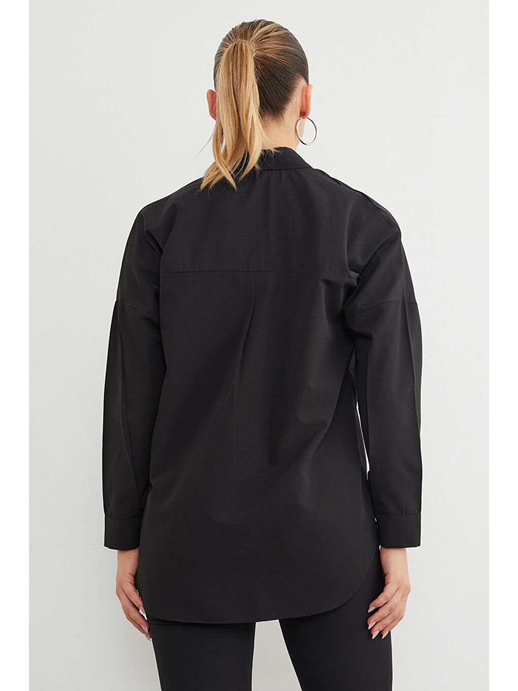 Siyah Basic Düğmeli Gömlek-2