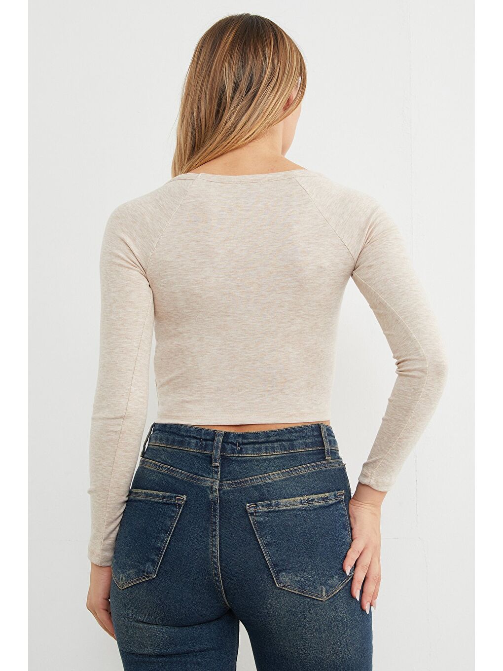 Bej V Yaka Uzun Kol Crop Bluz-3