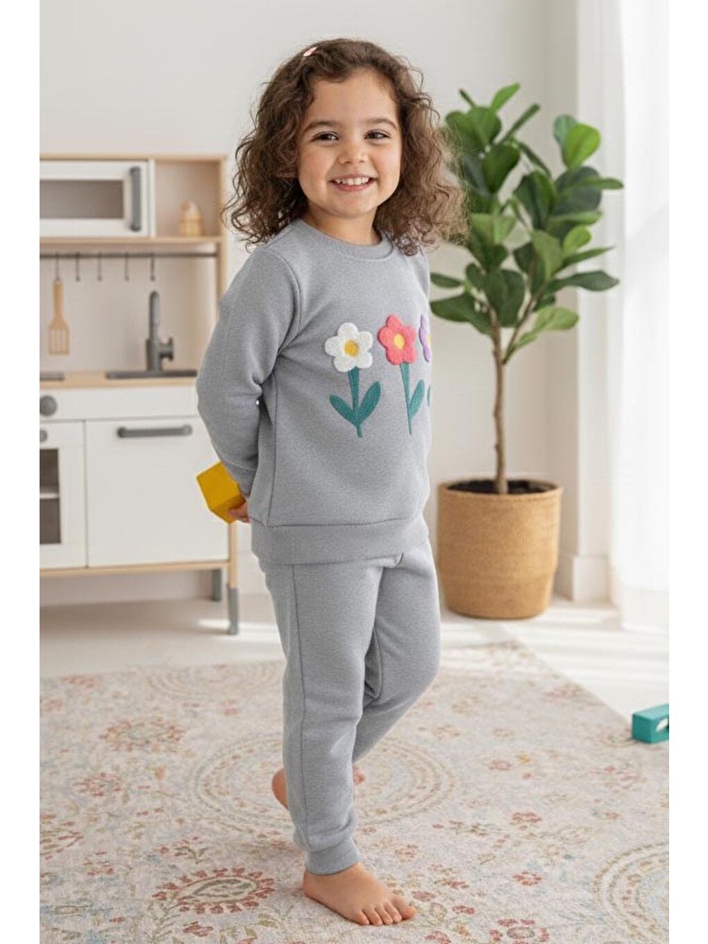 Kız Çocuk Gri Nakışlı İki İplik İkili Takım - 27972-GRI-1