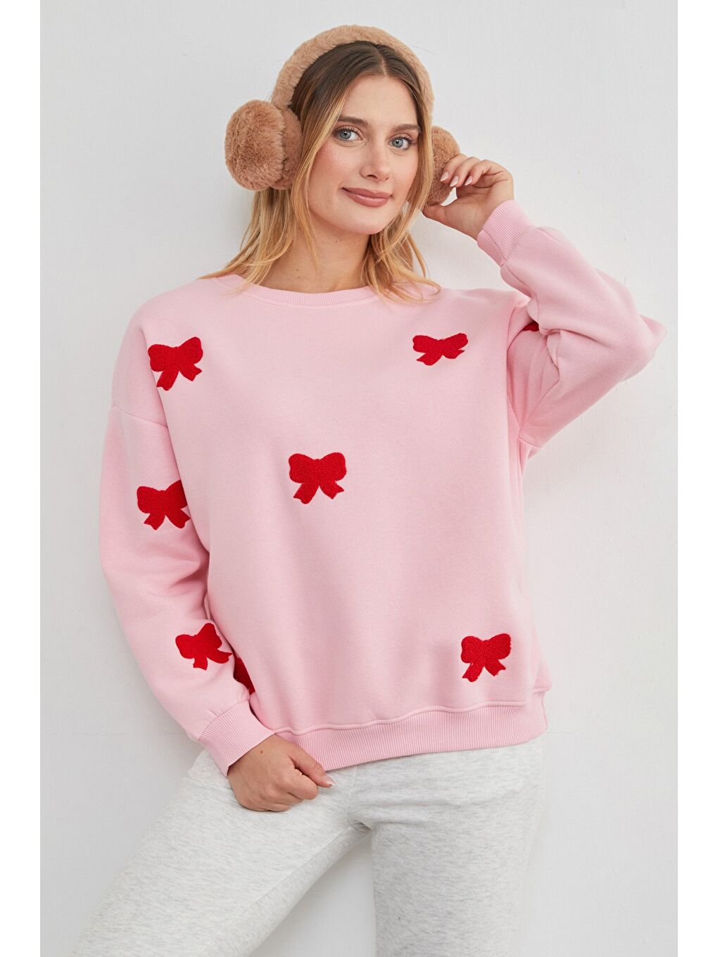 Pembe 3 İplik Fiyonk Nakışlı Oversize Sweatshirt