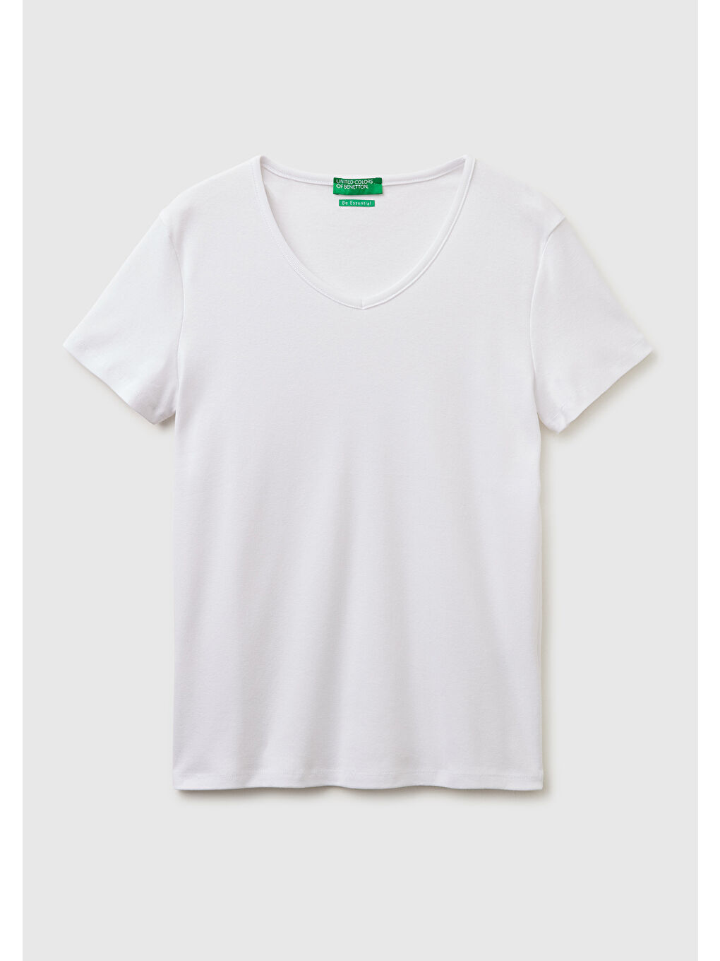 Kadın Beyaz %100 Pamuk Geniş V Yaka T-Shirt