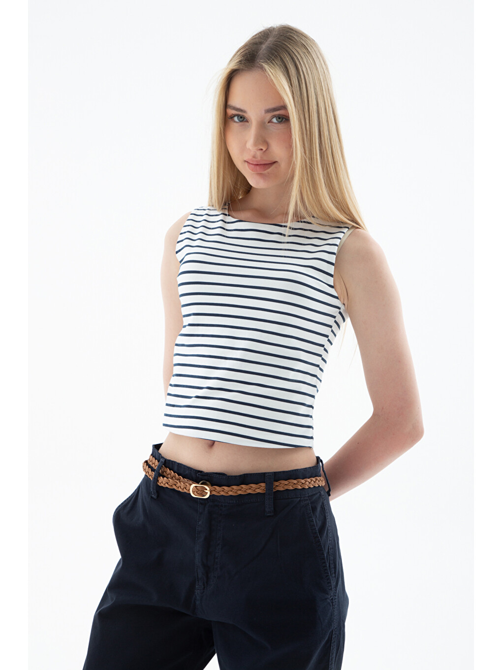 Lacivert Pamuklu Slim Fit Bisiklet Yaka Crop 25y0326k1