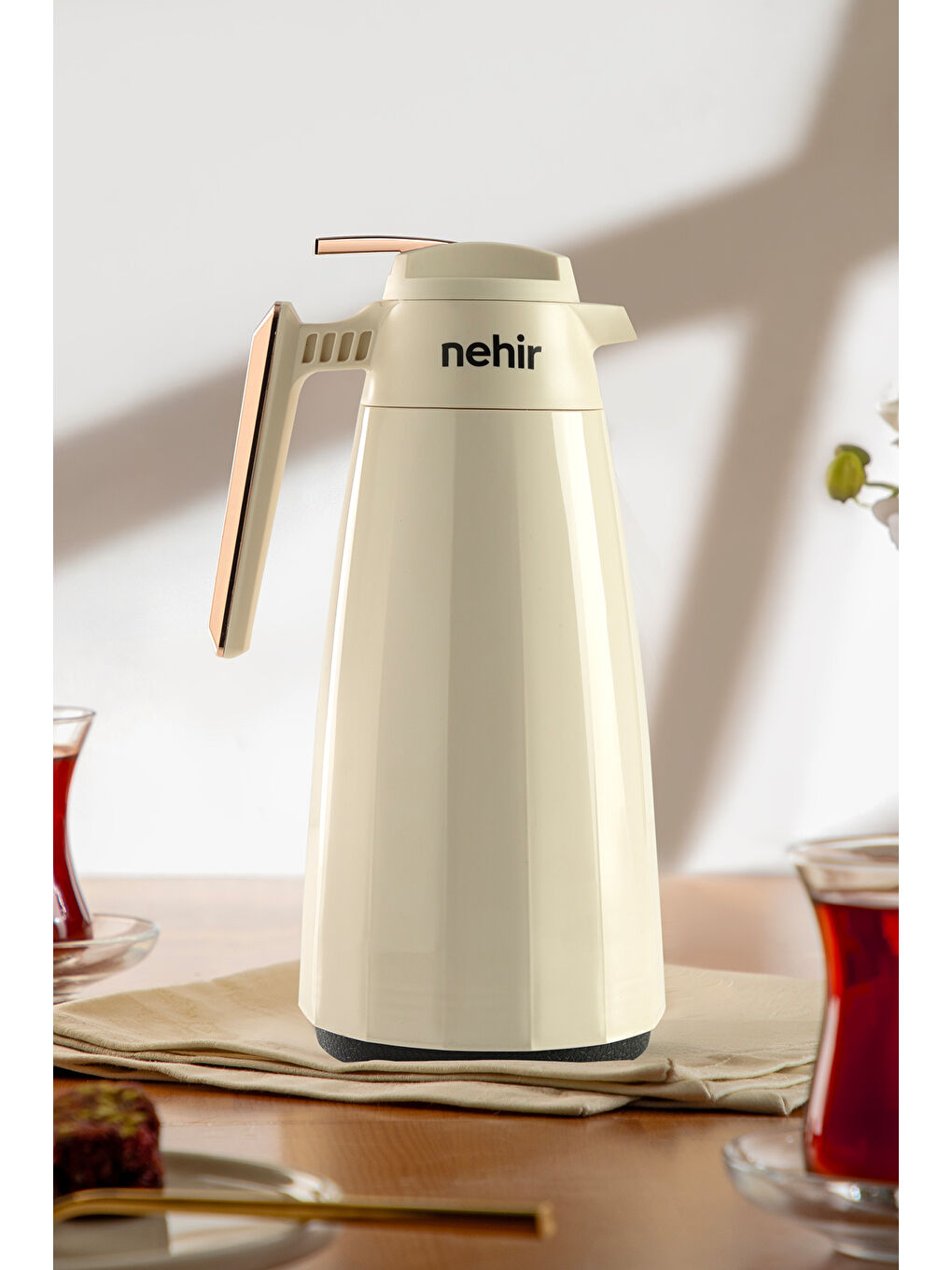 Ekru Nihal Termos 1,5 Litre Krem Rose