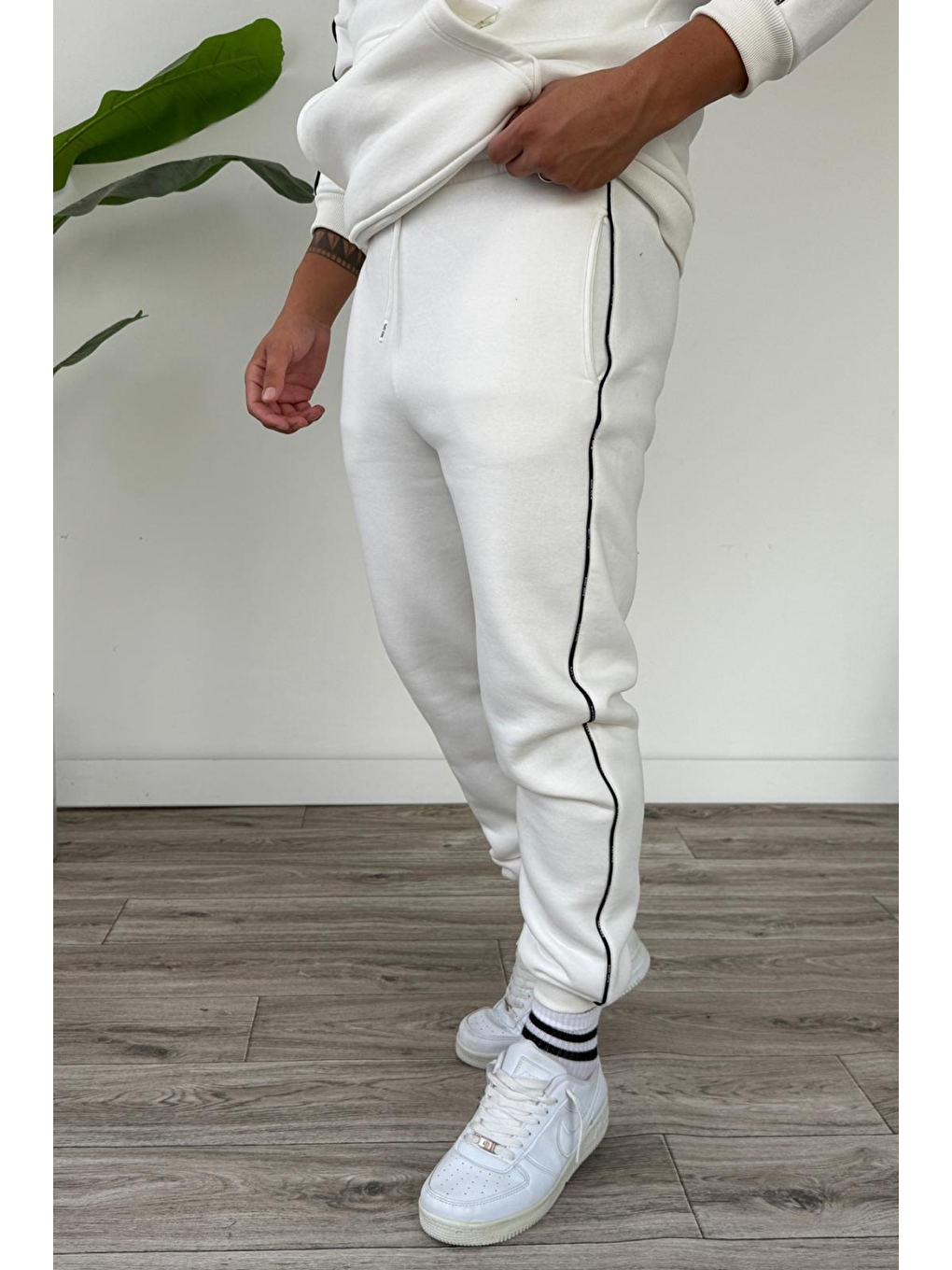 Erkek Kapüşonlu Kanguru Cepli Biyeli %100 Pamuk Alt Üst Takım Beyaz-2
