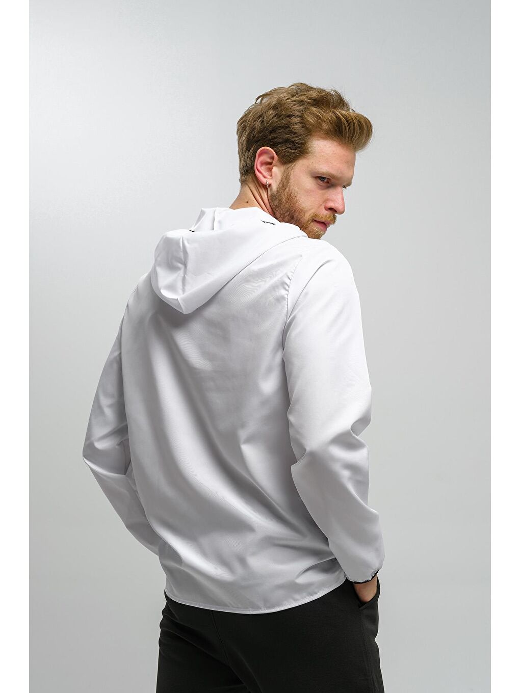 Beyaz Ruggiero Slim Fit Yarım Fermuarlı İnce Astarsız Unisex Yağmurluk Mont-1