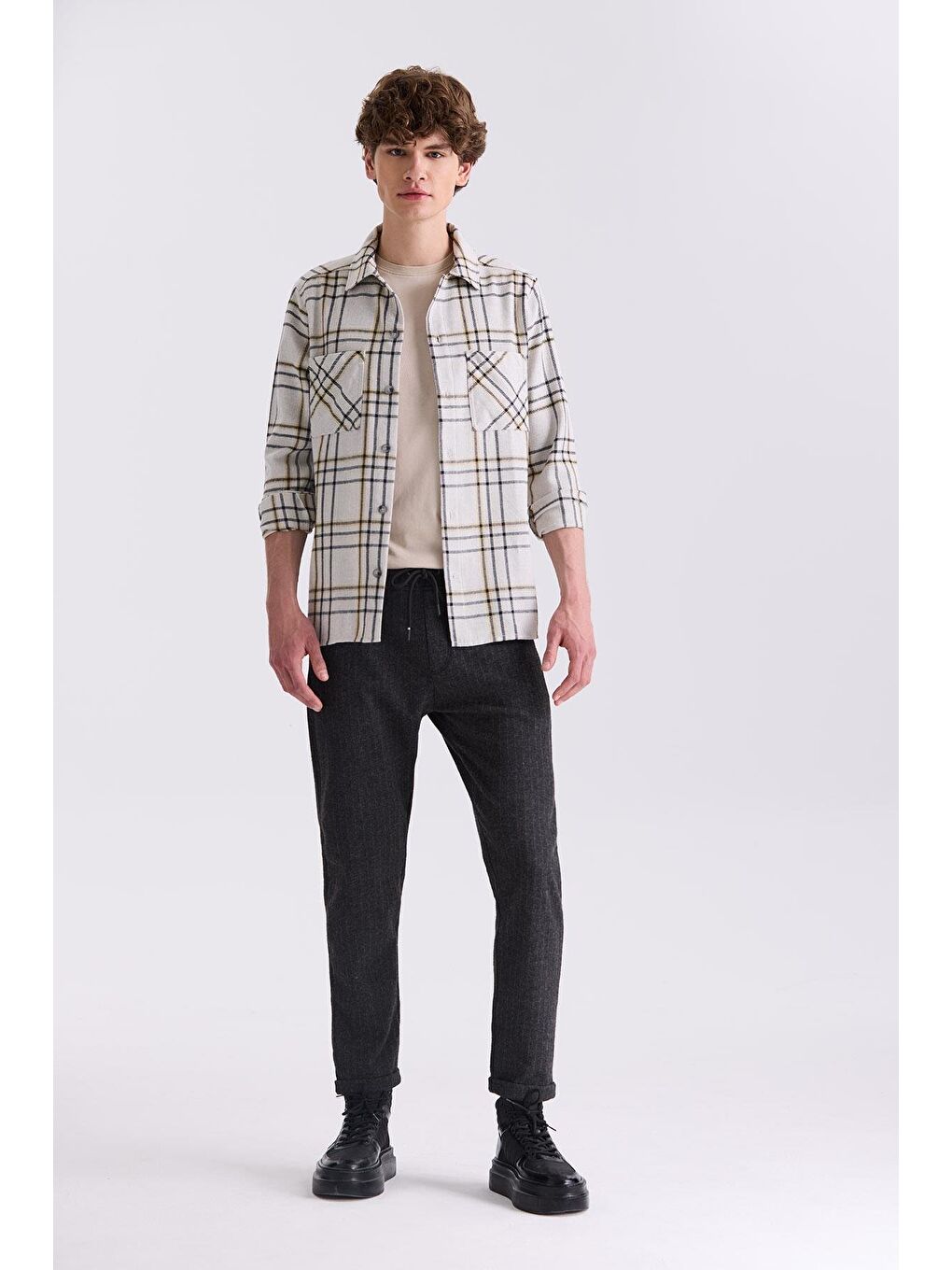 Bej Taş Over Size Bol Kesim Ekose Desenli Pamuklu Cepli Oduncu Gömlek-1