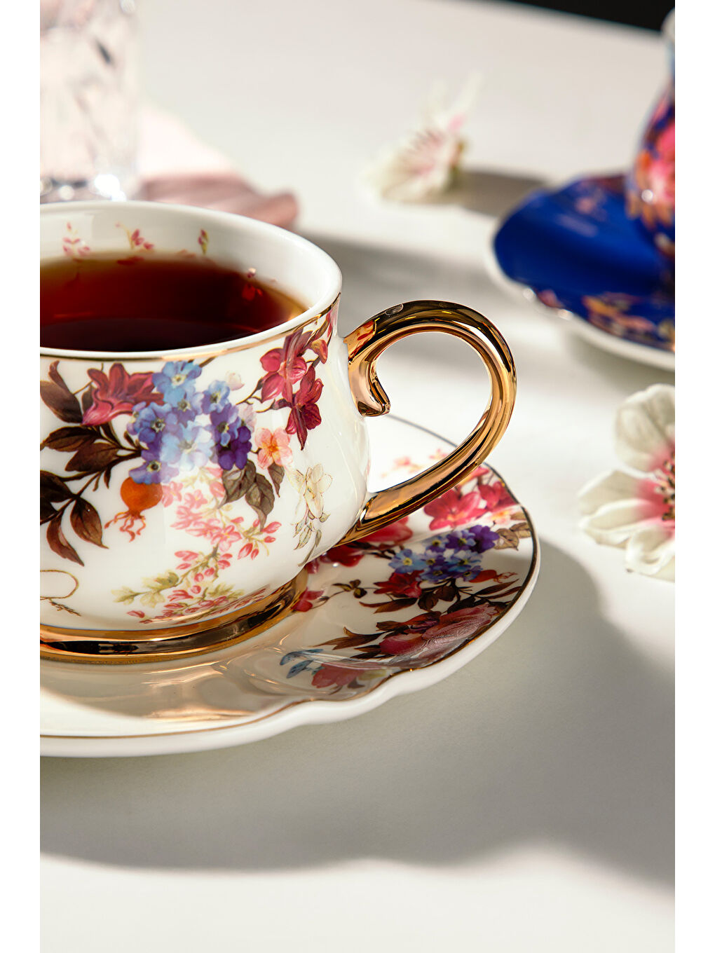 Beyaz Rossella 6 Kişilik 12 Parça Porselen Çay Fincan Takımı-2