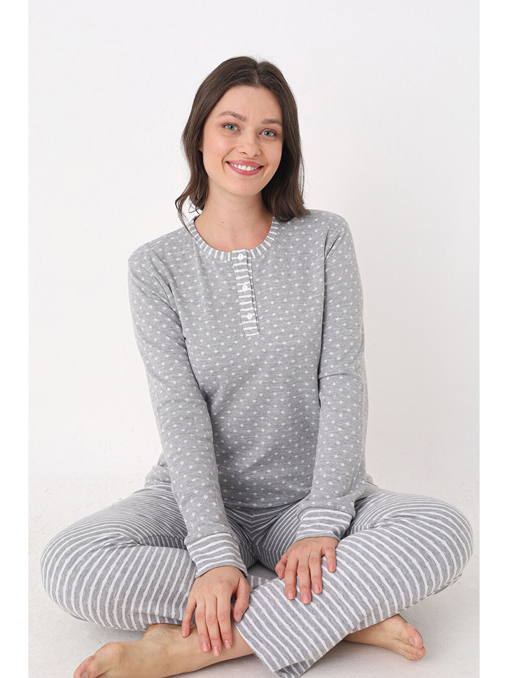 Gri Patlı Pijama Takımı