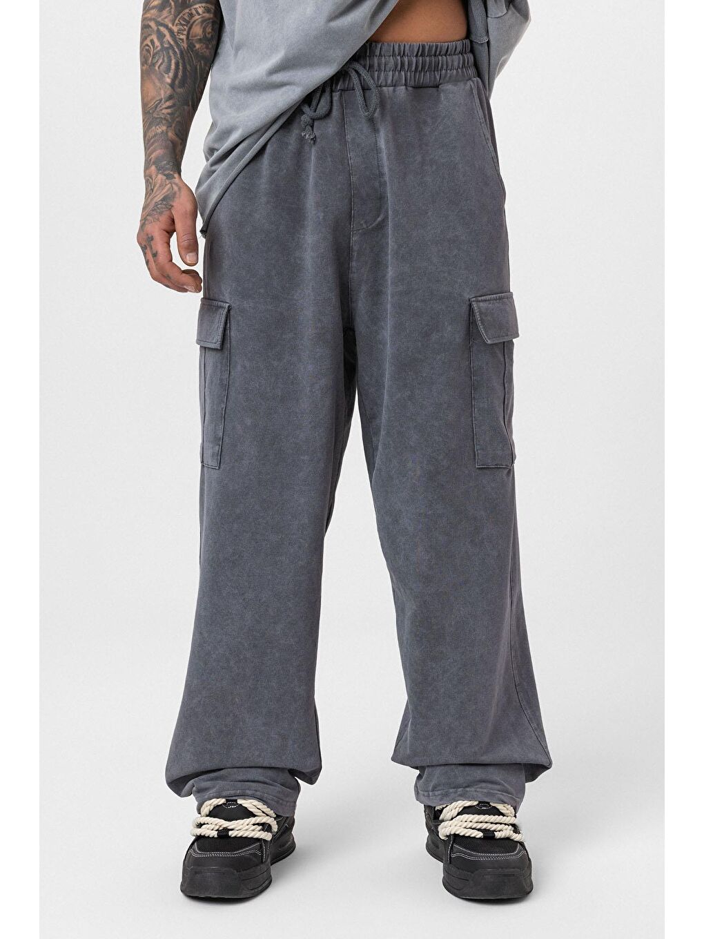 Gri Yıkamalı Kargo Cepli Baggy Eşofman Alt Füme-3