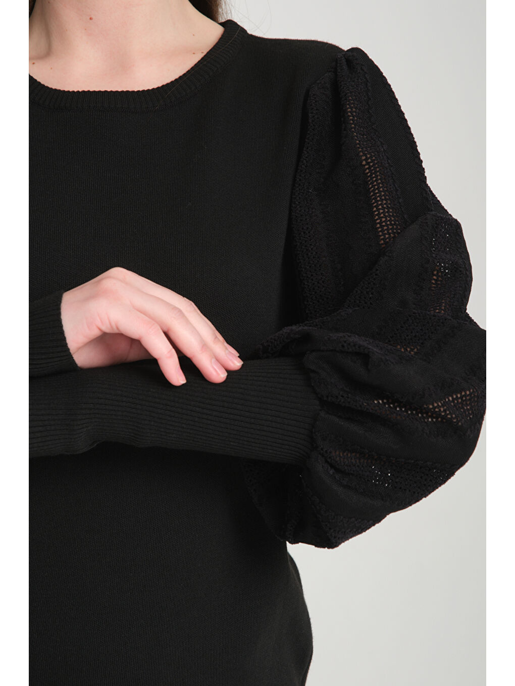 Ekru Kadın Kolu Dantenli Bluz 7292-2