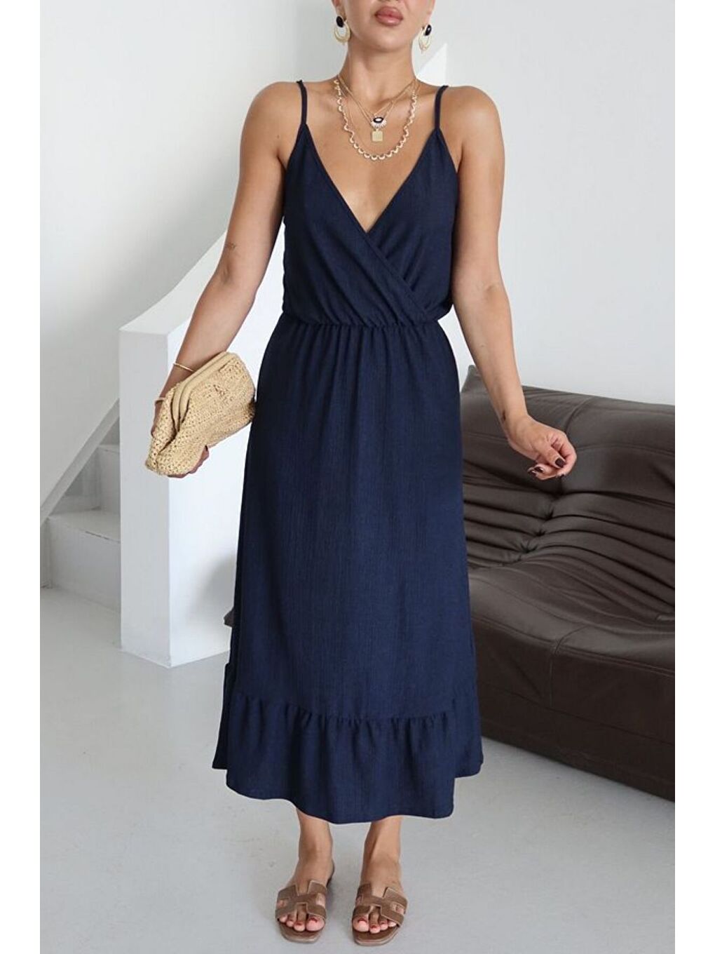 Kadın Lacivert Askılı Kruvaze Maxi Boy Krinkıl Elbise-2
