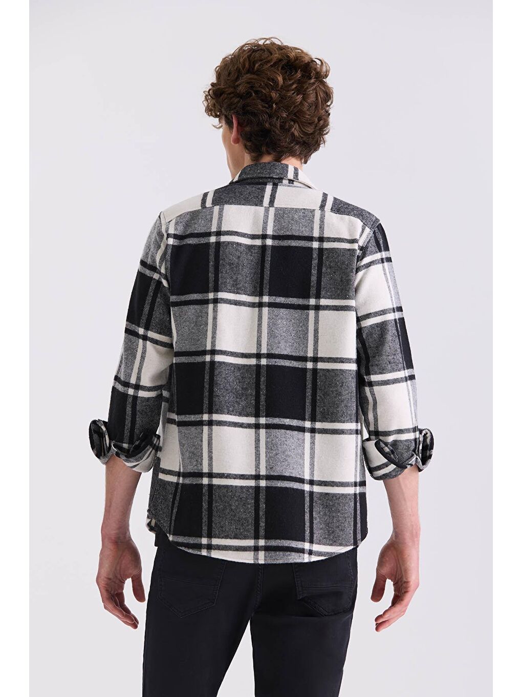 Siyah Slim Fit Ekose Desenli Pamuklu Cepli Oduncu Gömlek-3