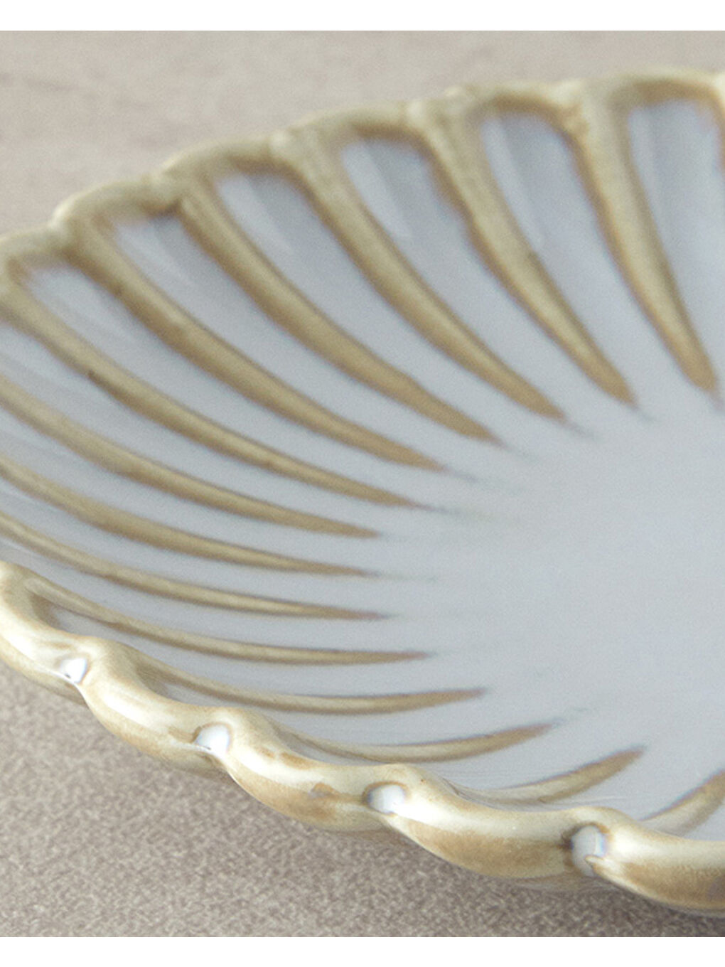 Fiore New Bone China Tatlı Tabağı Gri-2