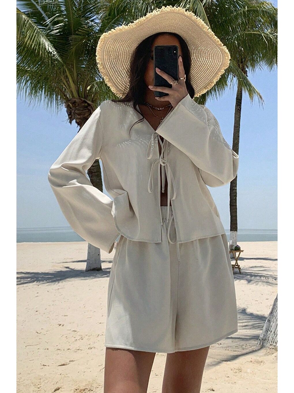 Kadın Bej Bağlama Detaylı Aerobin Uzun Kollu Gömlek Şort Takım-4