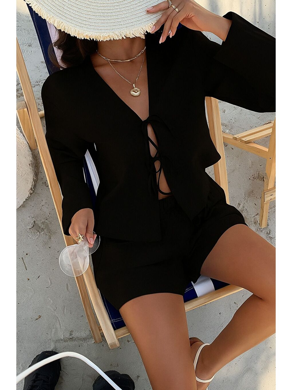 Kadın Siyah Bağlama Detaylı Aerobin Uzun Kollu Gömlek Şort Takım