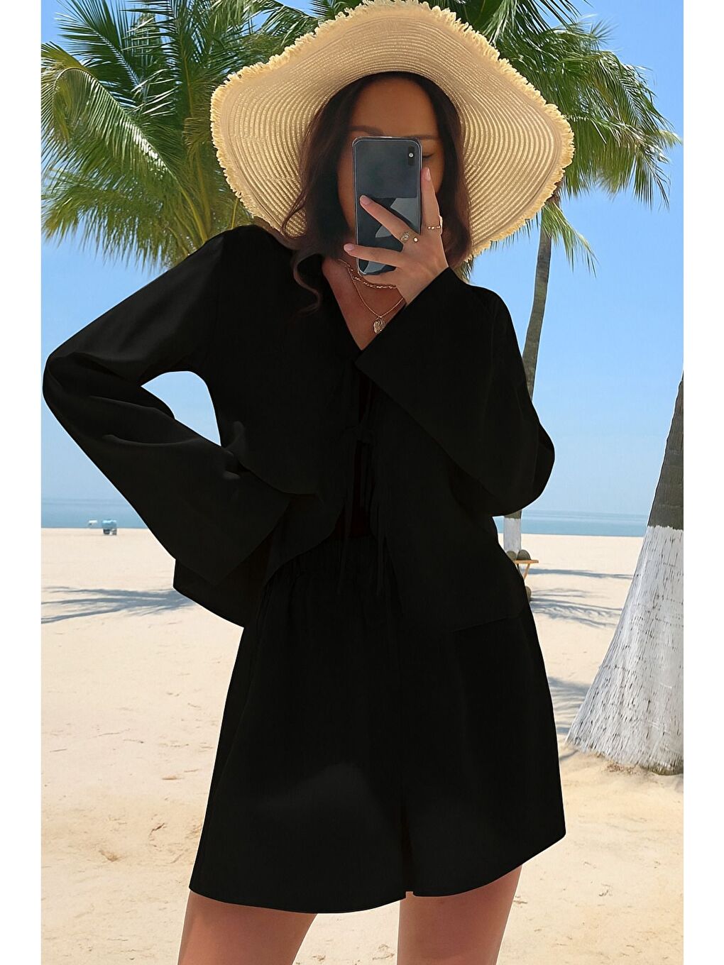 Kadın Siyah Bağlama Detaylı Aerobin Uzun Kollu Gömlek Şort Takım-1