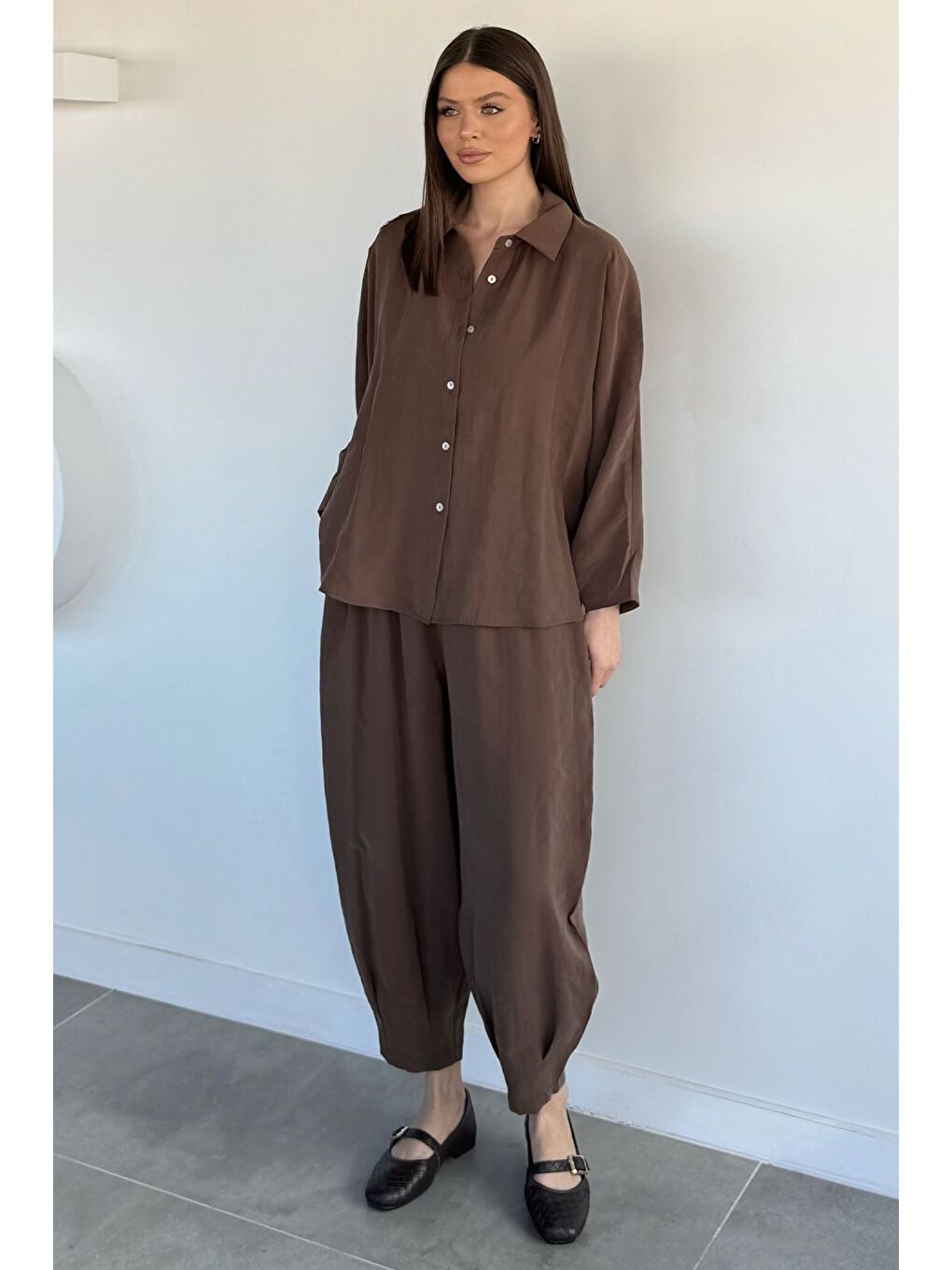 Kahverengi Perry Kadın Oversize Gömlek Havuç Pantolon İkili Takım