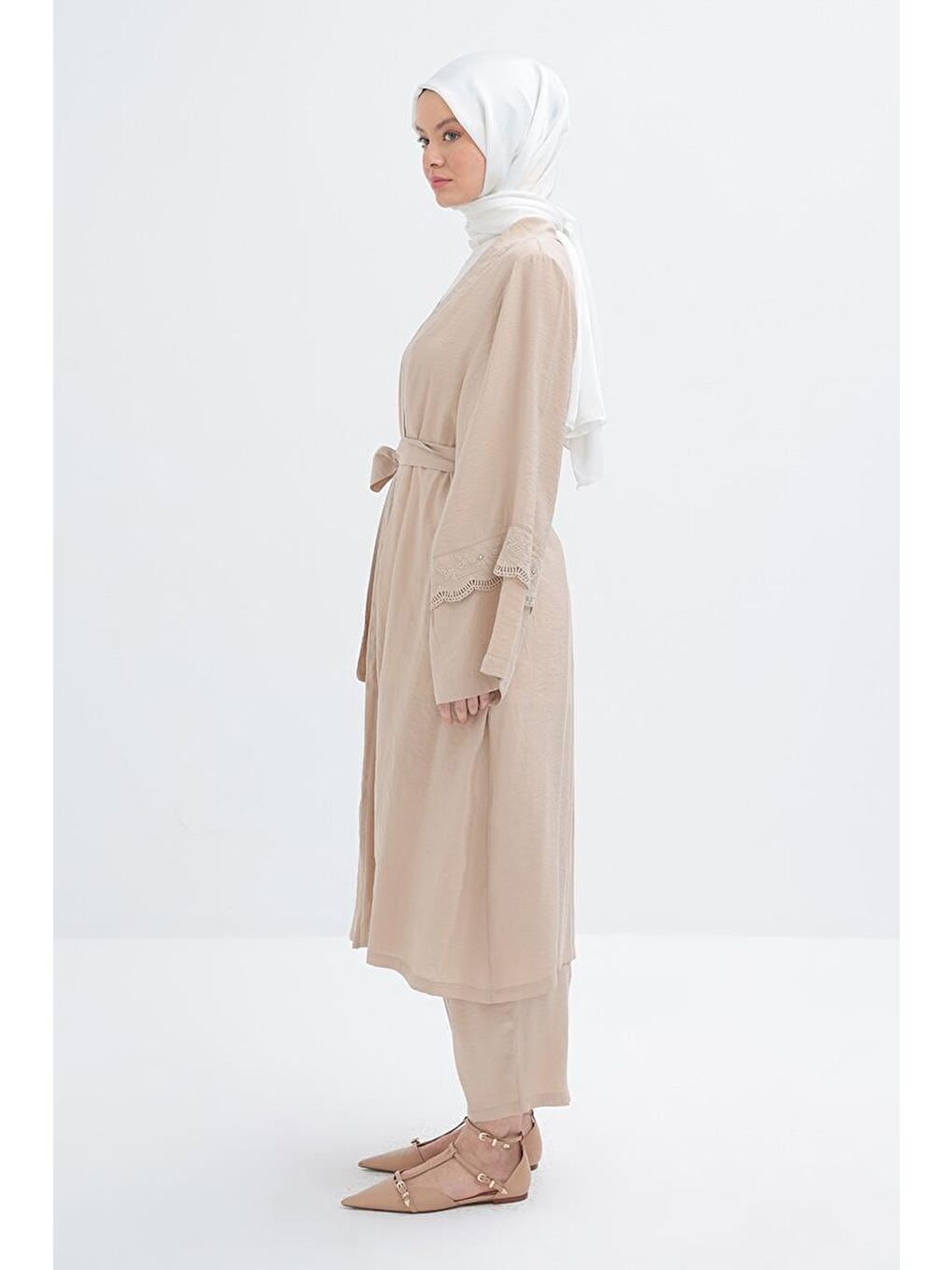 Bej-Kolu Fisto Detaylı Modal Pantolonlu Takım-1