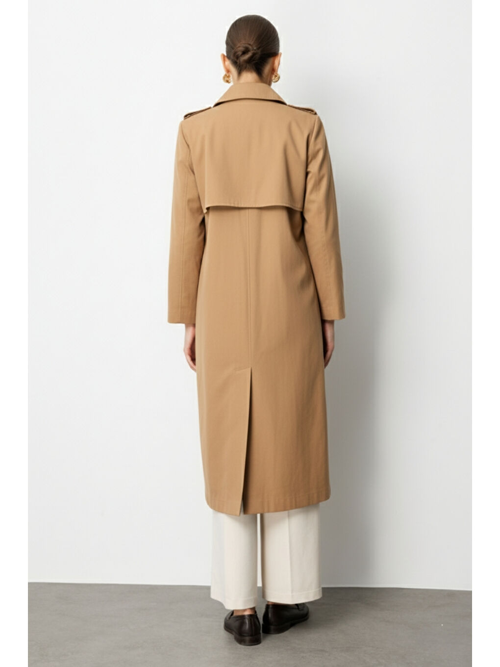 Kahverengi Camel Apoletli Klasik Maxi Mac Trençkot-3