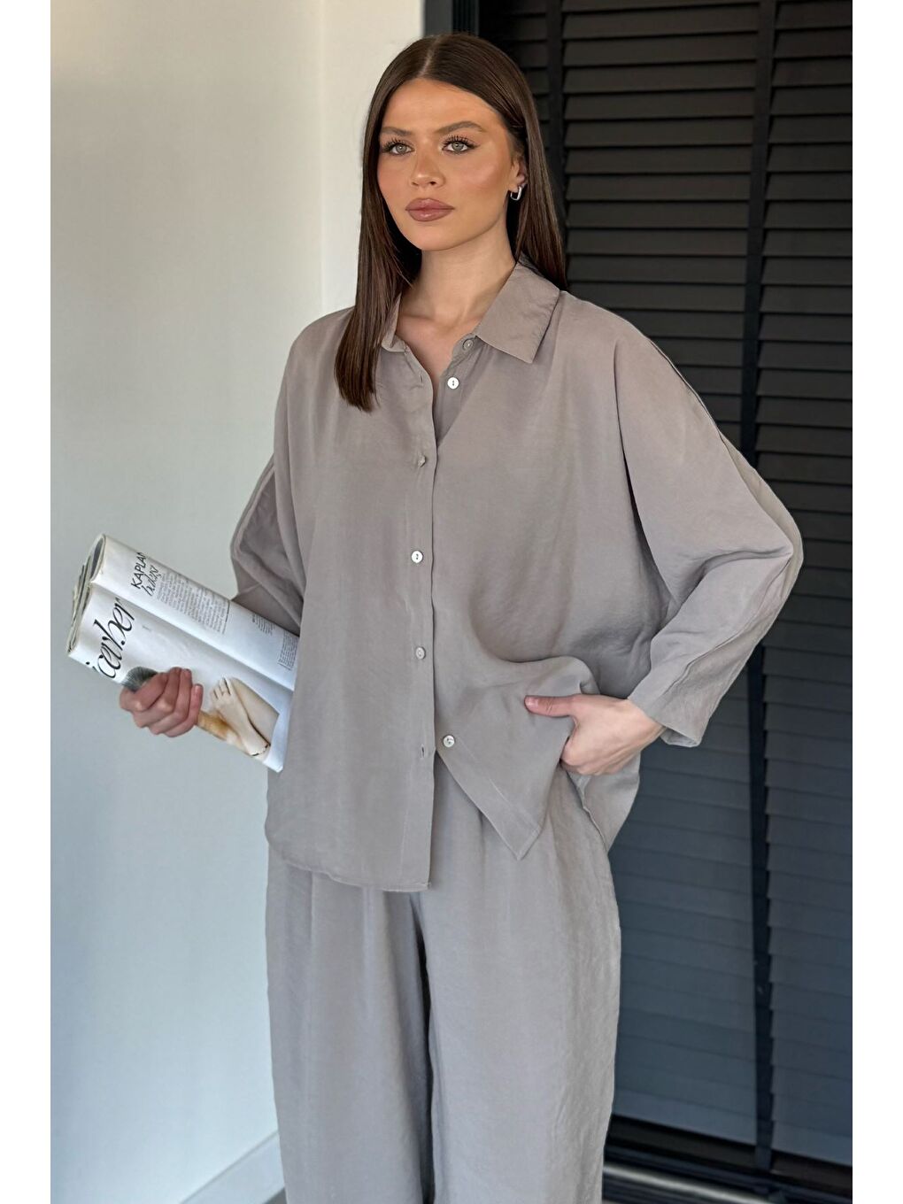 Bej Perry Kadın Oversize Gömlek Havuç Pantolon İkili Takım-2