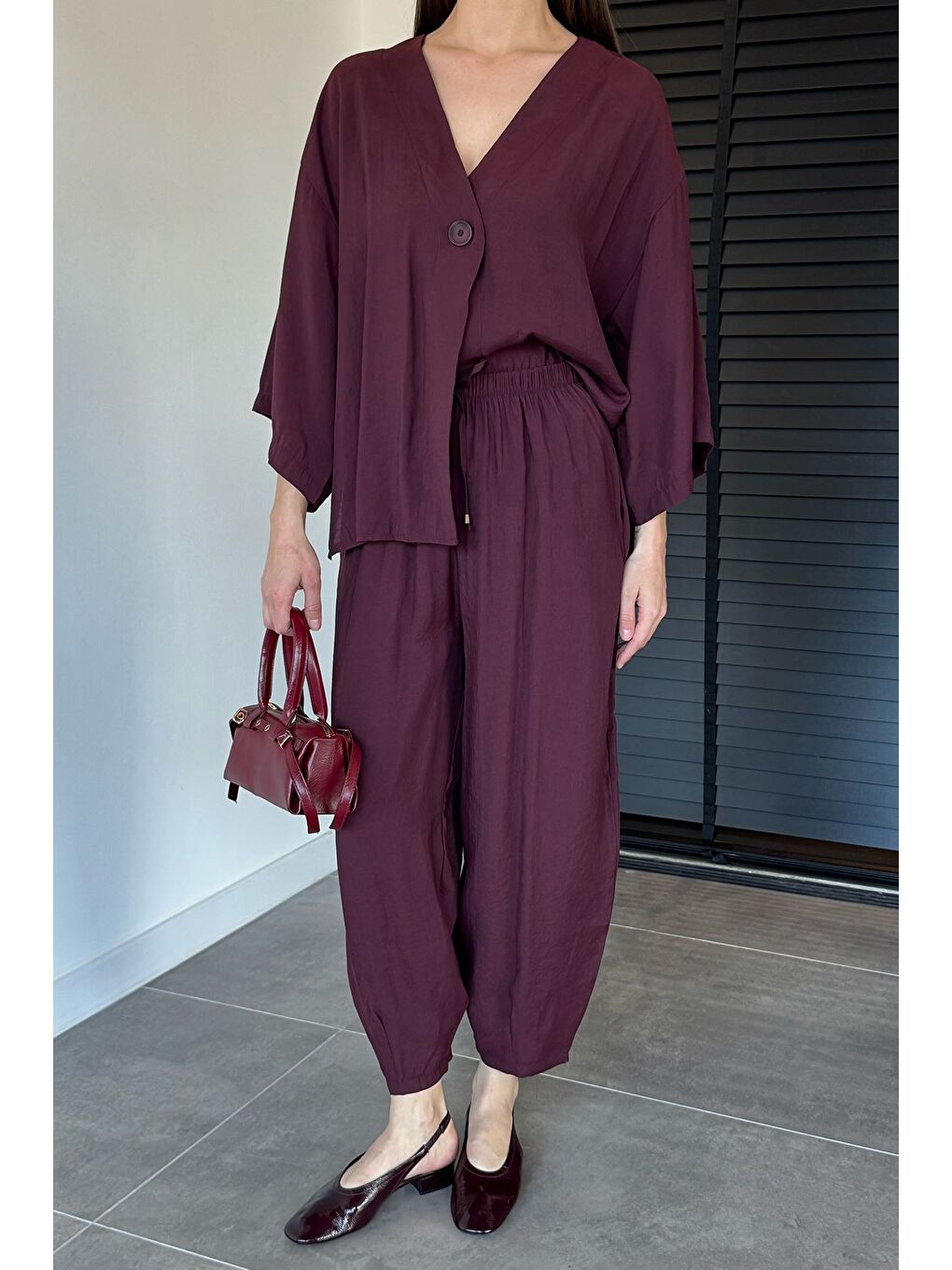 Bordo Perry Kadın Kısa Kol Oversize Bluz Havuç Pantolon İkili Takım-1