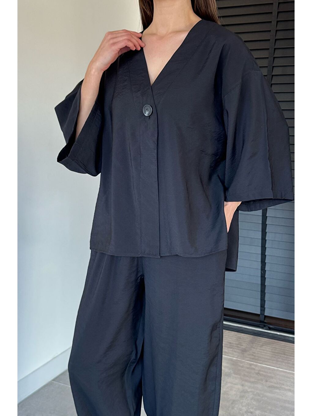 Siyah Perry Kadın Kısa Kol Oversize Bluz Havuç Pantolon İkili Takım-3