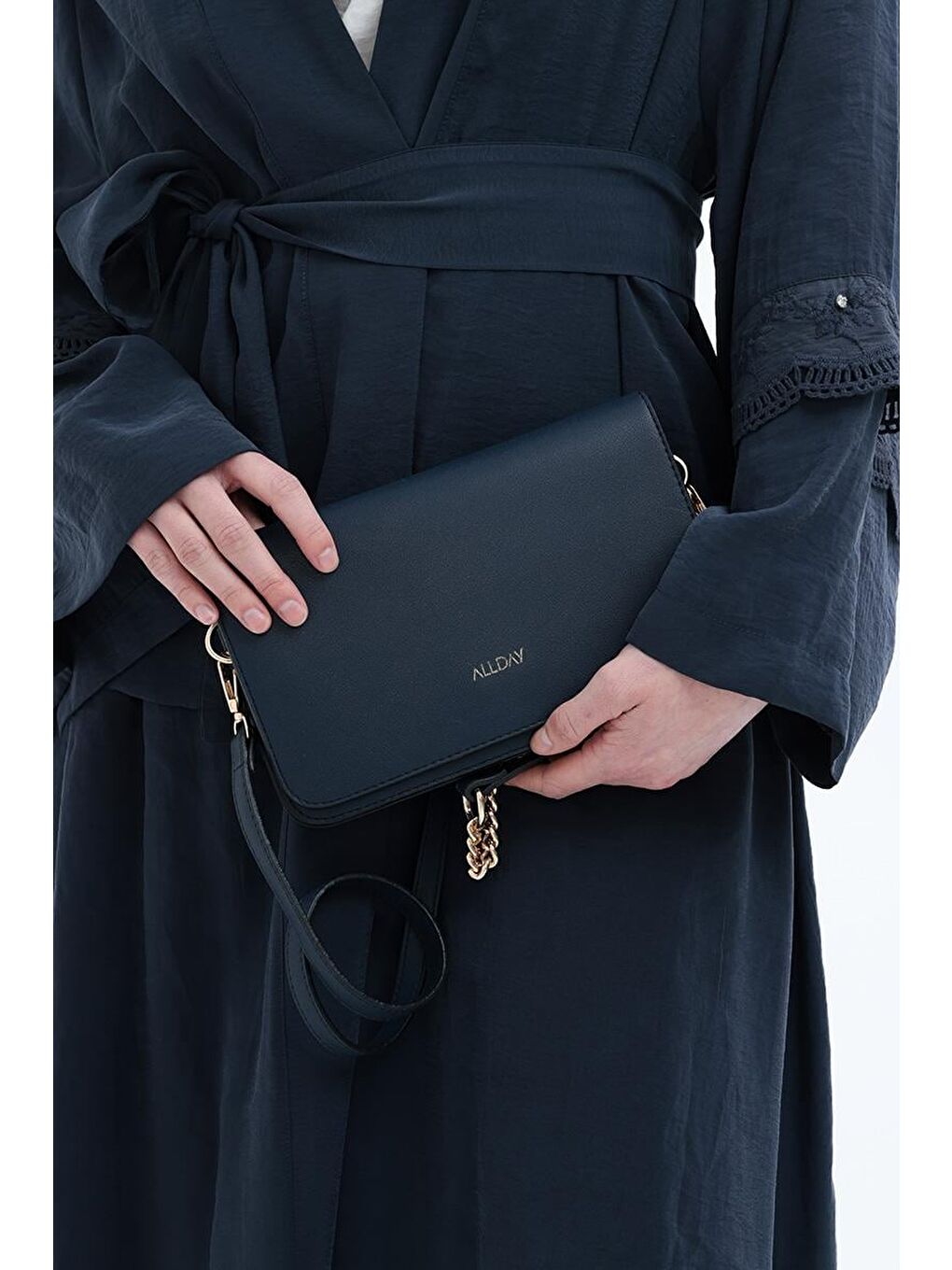 İndigo-Kolu Fisto Detaylı Modal Pantolonlu Takım-4