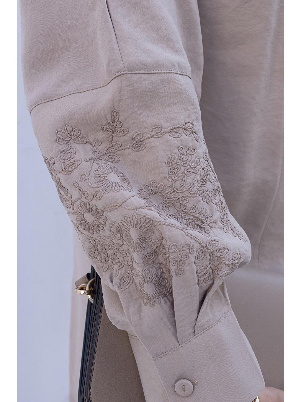 Bej Vizon-Nakış Detaylı Modal Pantolonlu Takım-3