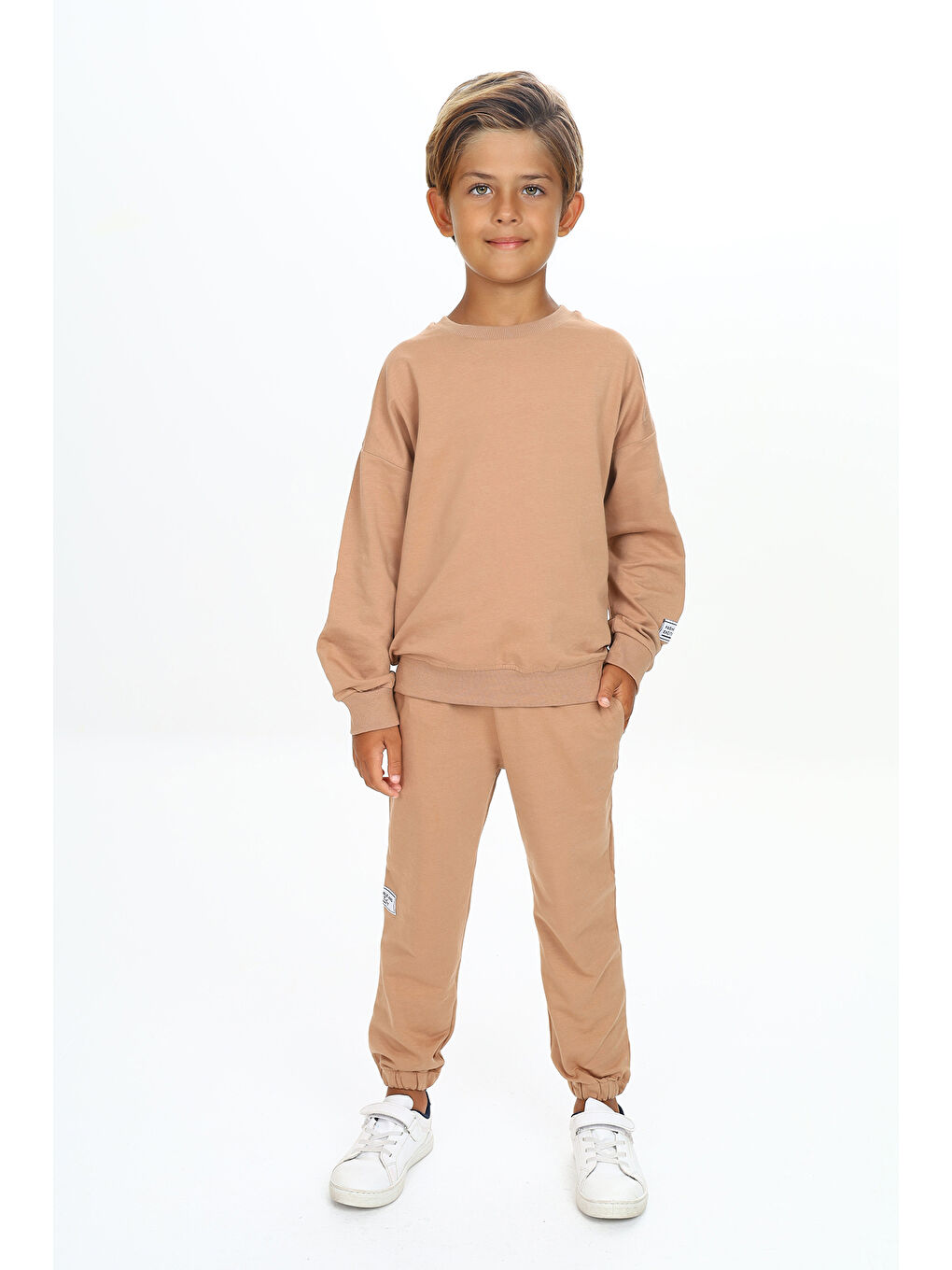 Kahverengi Erkek Çocuk Armalı Eşofman Takım