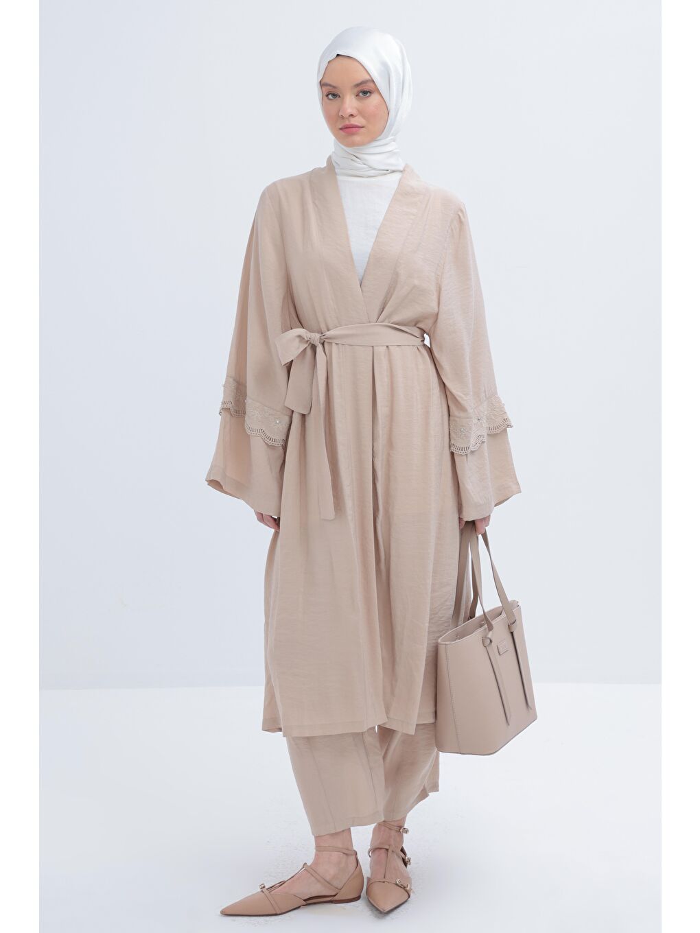 Bej Vizon-Kolu Fisto Detaylı Modal Pantolonlu Takım-1