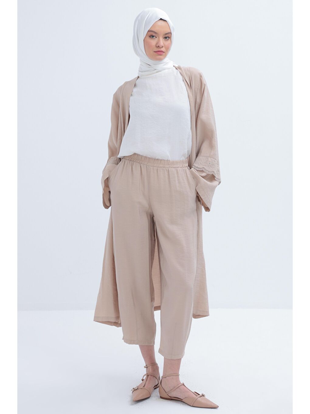 Bej Vizon-Kolu Fisto Detaylı Modal Pantolonlu Takım-4