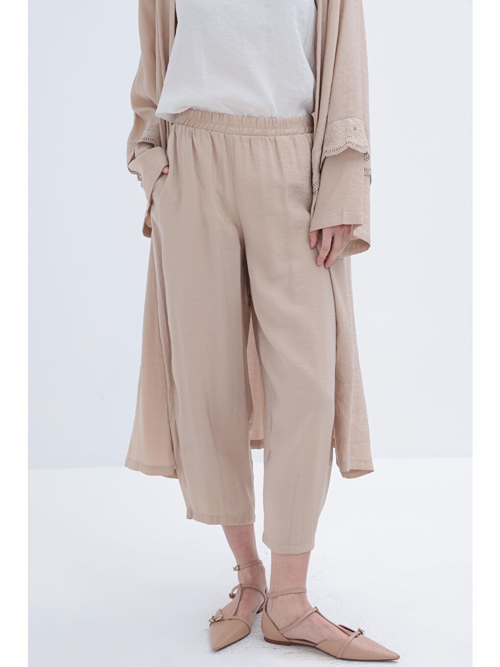 Bej Vizon-Kolu Fisto Detaylı Modal Pantolonlu Takım-6