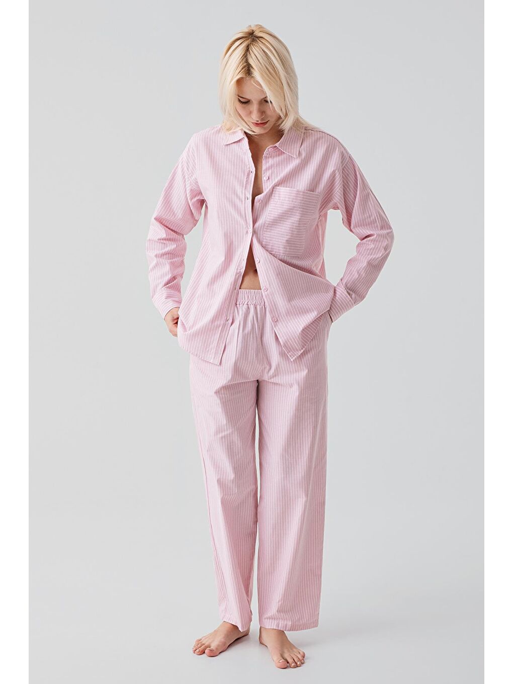 Pembe Uzun Kollu Çizgili Düğmeli Dokuma %100 Pamuk Pijama Takım 19209-2