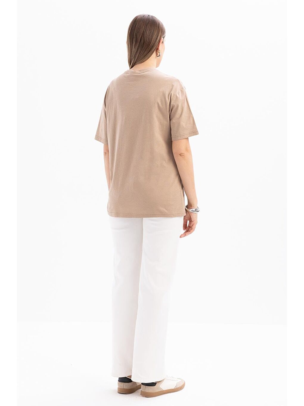 Beyaz Vizon-Kısa Kollu Nakış Detaylı T-Shirt-3