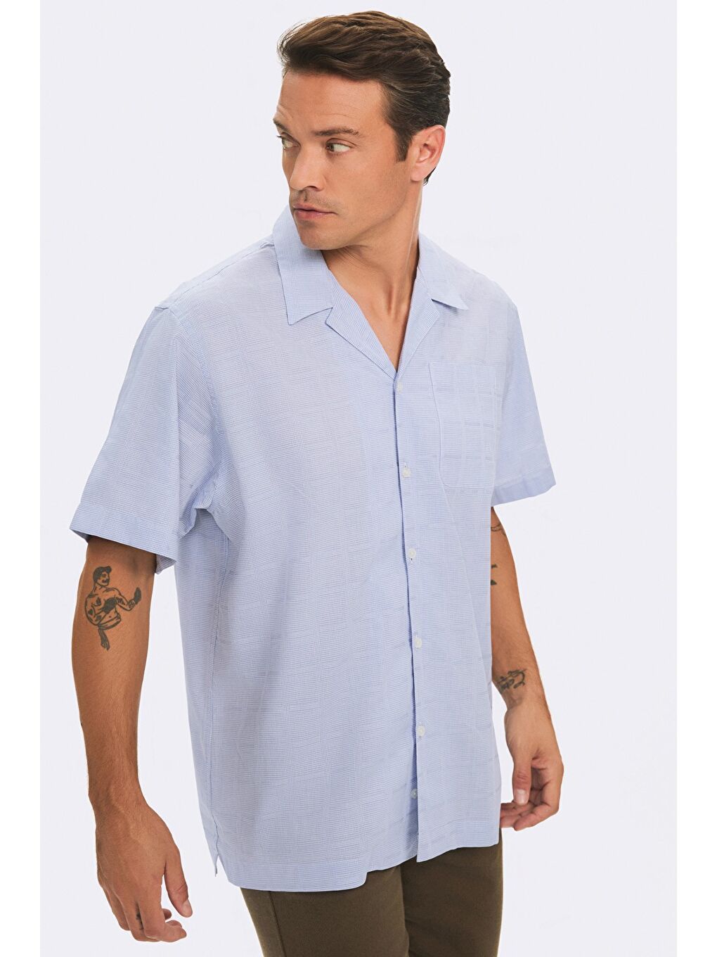 Mavi Exclusıve Erkek Oversize Kısa Kol Desenli Gömlek-1