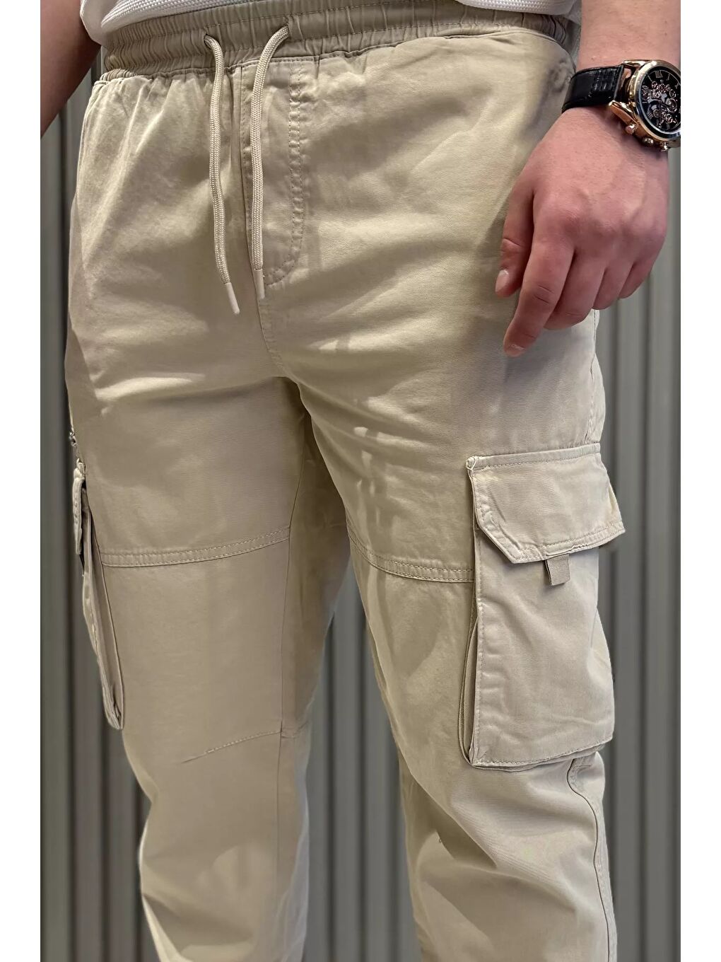 Bej Bel Ve Paça Lastikli Kargo Cepli Erkek Pantolon-3