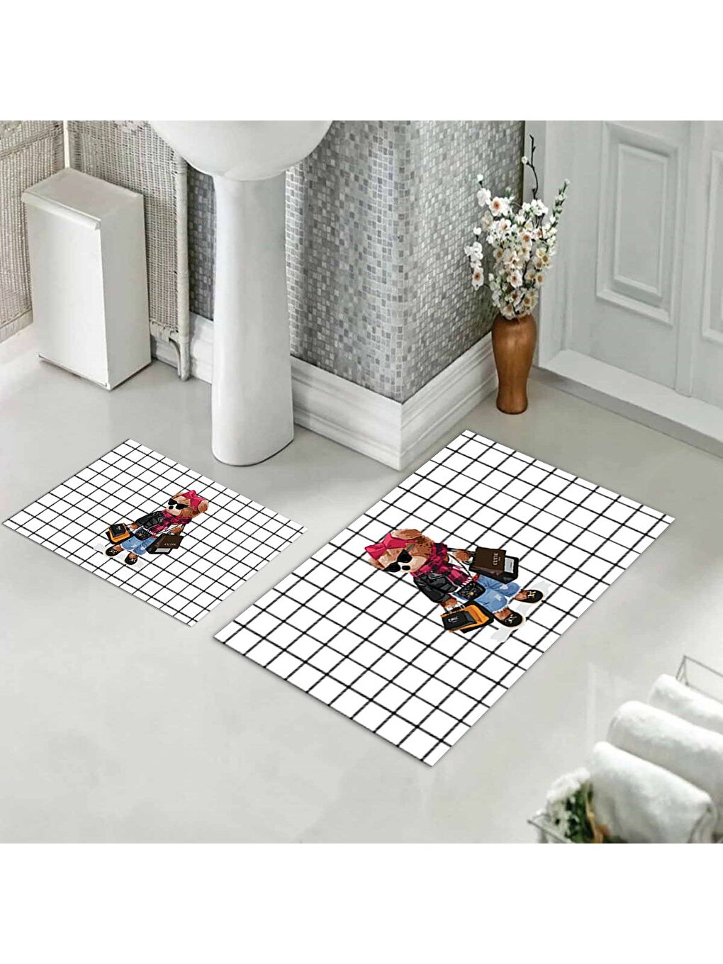 Karışık Teddy Bear Desenli 2 li Kaydırmaz Banyo Paspas Seti