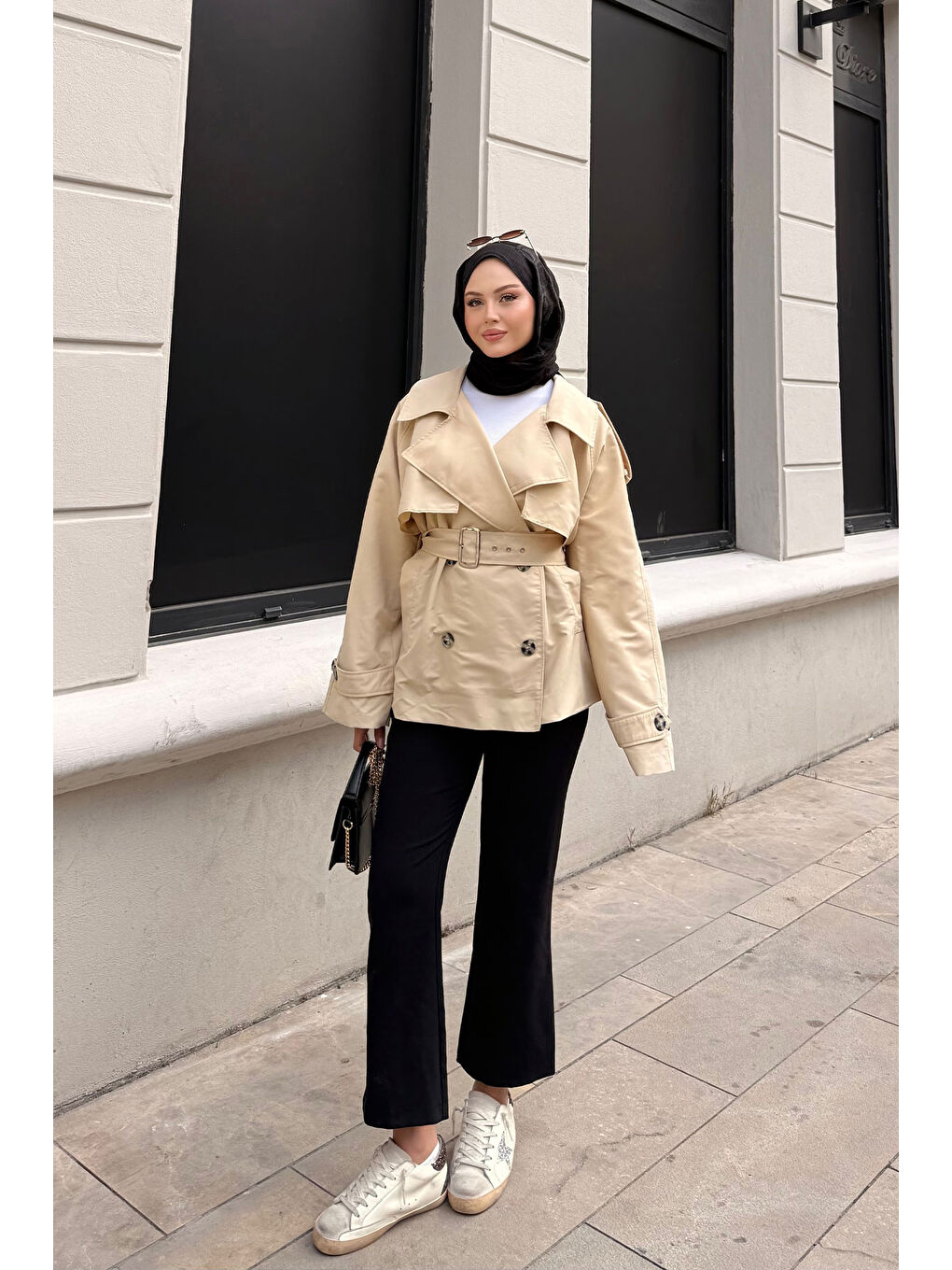 Ekru Kadın Kemer Detay Kısa Trenç Krem-4