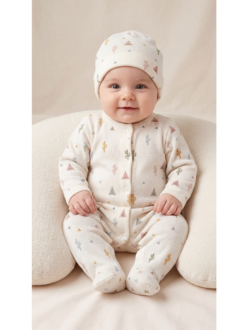 Ekru Kaktüs Desenli 3'Lü Kız Bebek Yenidoğan Takımı-2