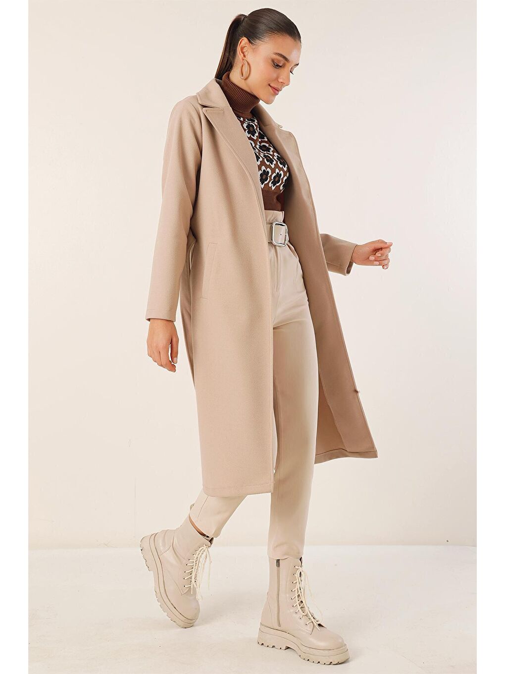 9118 Kruvaze Yaka Kaşe Kaban - Bej-1