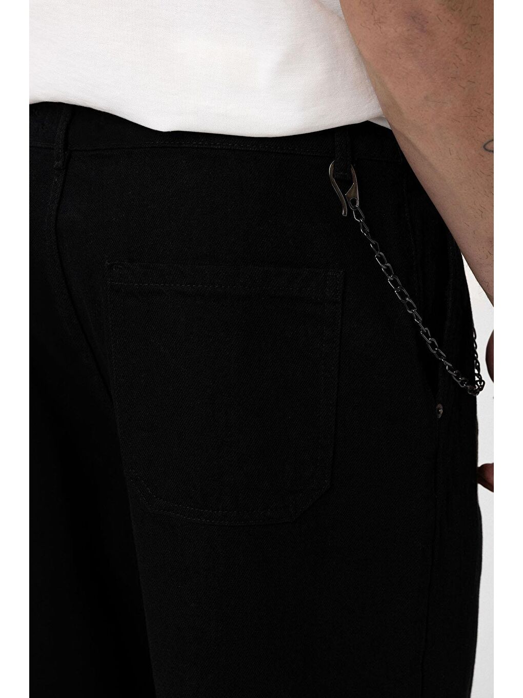 Pileli Zincir Detaylı Baggy Jean Siyah-5